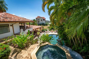 Отель Luxury Flamingo home with ocean view sleeps 10 - walking distance from beach  Плайя Фламинго